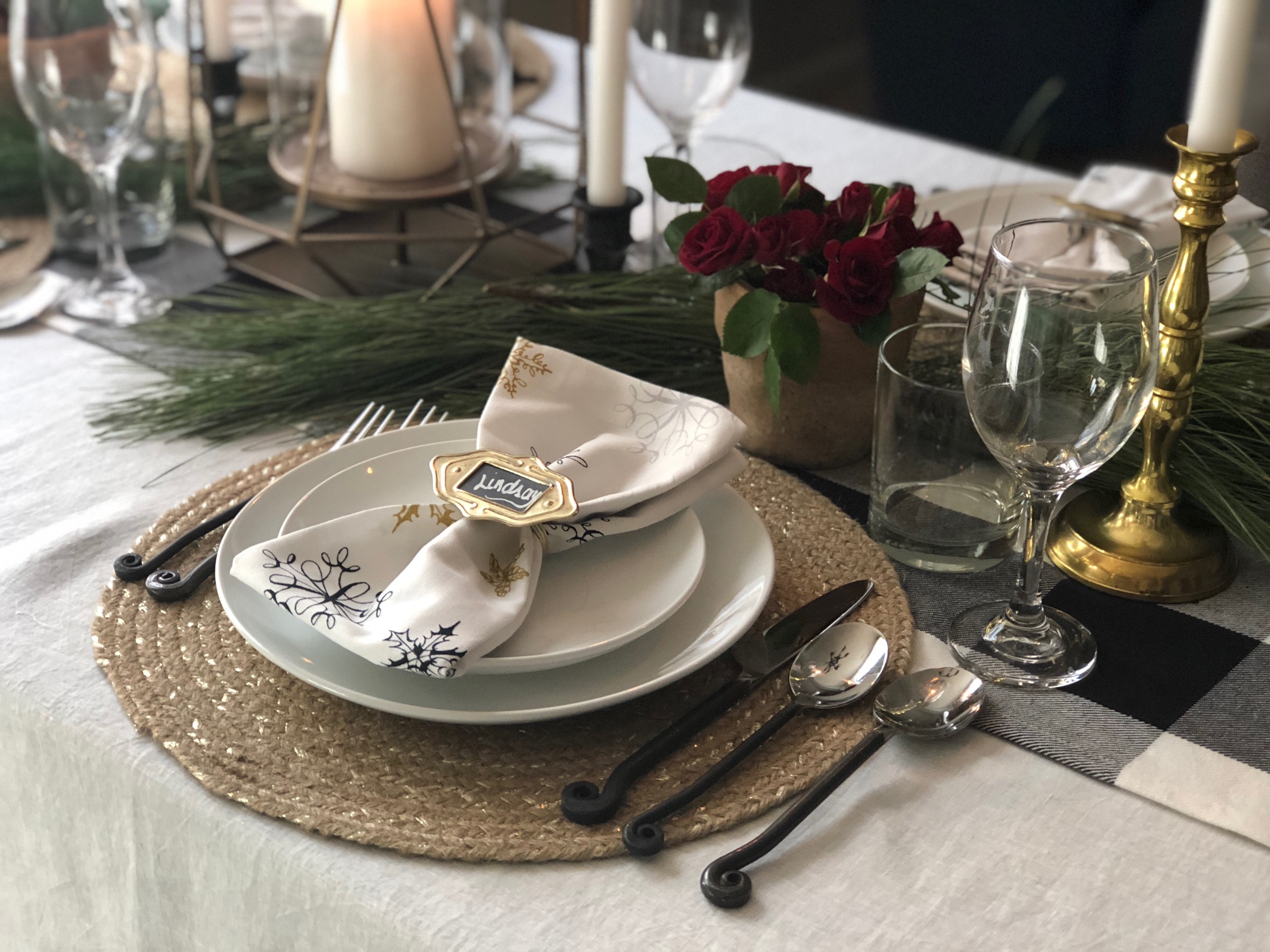 Sweet Carolina Winter Tablescape